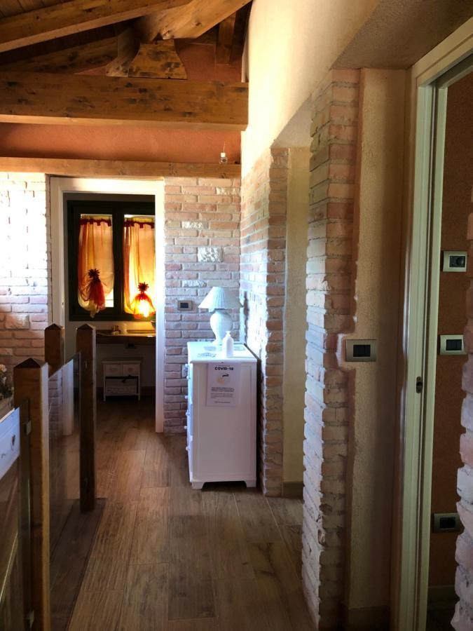 קסטיליונה דיי פפולי B&B La Piazzetta מראה חיצוני תמונה