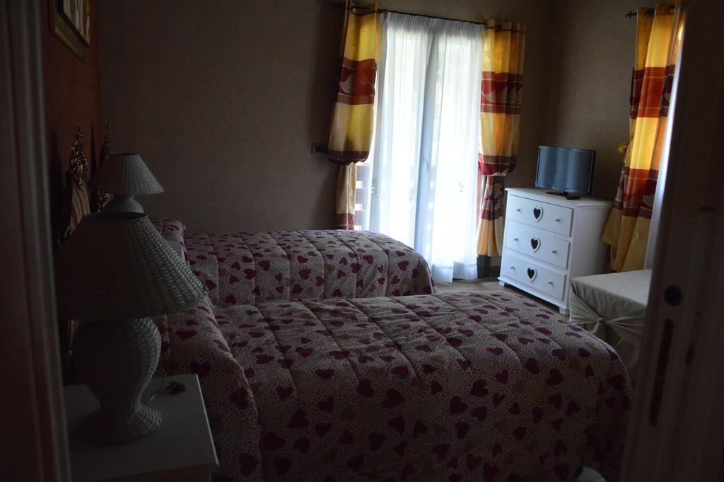 קסטיליונה דיי פפולי B&B La Piazzetta חדר תמונה