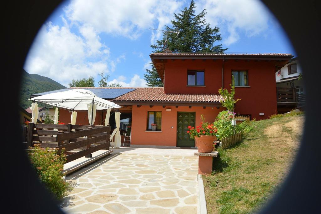 קסטיליונה דיי פפולי B&B La Piazzetta מראה חיצוני תמונה